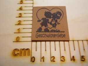 Kunstlederlabel "Geschwisterliebe"