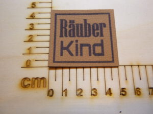 Kunstlederlabel "Räuber Kind"