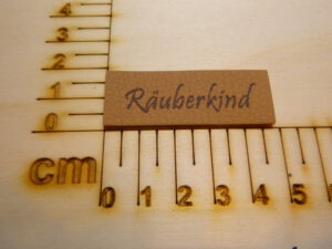 Kunstlederlabel "Räuberkind"