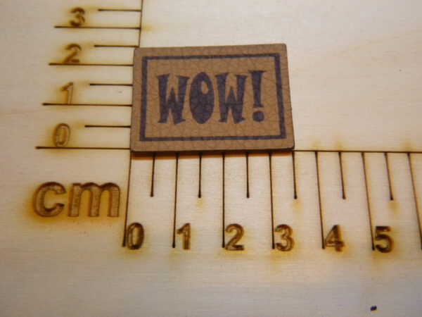 Kunstlederlabel "Wow"