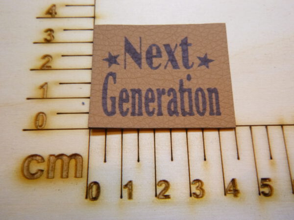 Kunstlederlabel "Next Generation"