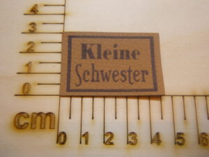 Kunstlederlabel "Kleine Schwester"
