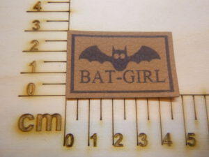 Kunstlederlabel "Bat-Girl"
