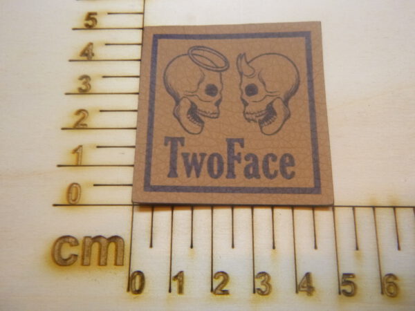 Kunstlederlabel "Skull/Twoface"